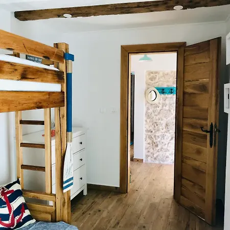 Bervida Apartman Murter